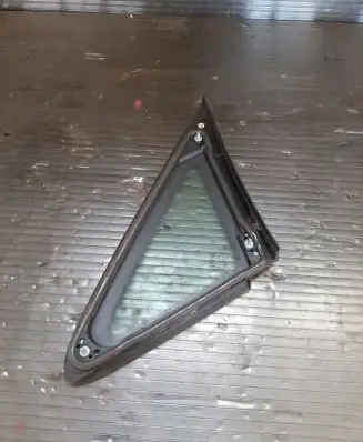 Volkswagen Touran II Front triangle window/glass 1T0845412