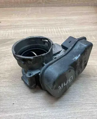 Volkswagen PASSAT B6 Throttle valve 03G128063B BMR