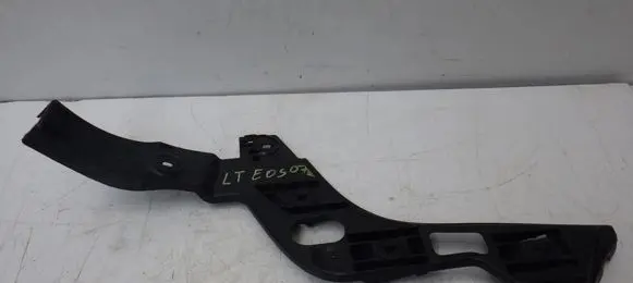 Volkswagen Eos Rear bumper mounting bracket 1Q0807393