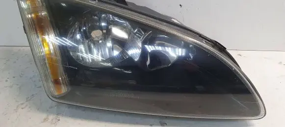Ford Focus Headlight/headlamp