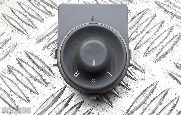 Opel Adam Wing mirror switch 13271827