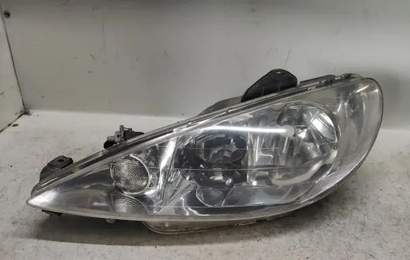 Peugeot 206 Headlight/headlamp