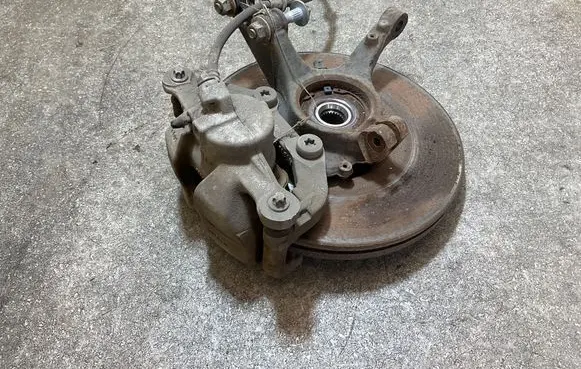 Citroen C4 III e-C4 Front wheel hub spindle knuckle 