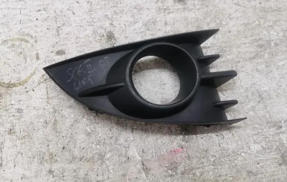 Renault Scenic II - Grand scenic II Front bumper lower grill P0009765