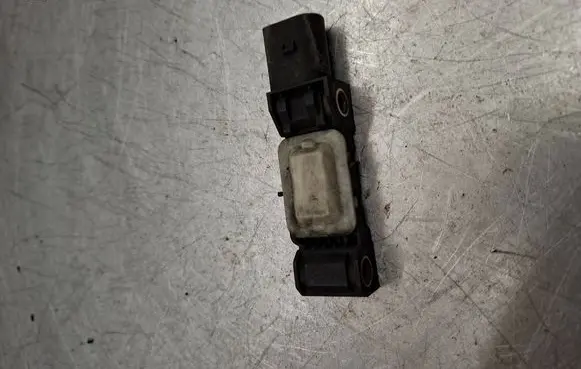 Mercedes-Benz E W211 Airbag deployment crash/impact sensor 51592005 0028200826