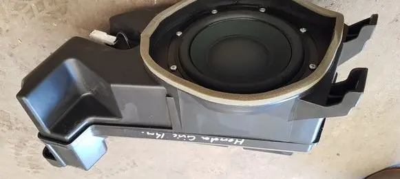 Honda Civic IX Subwoofer speaker
