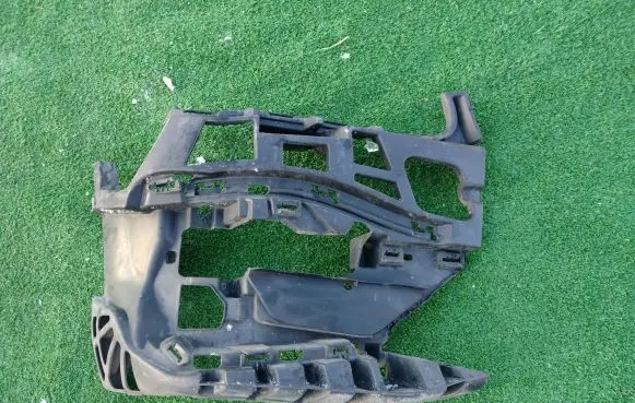 BMW 2 F45 Front bumper mounting bracket 7460144 19593510