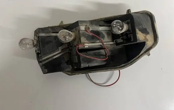Peugeot 407 Tail light bulb cover holder 