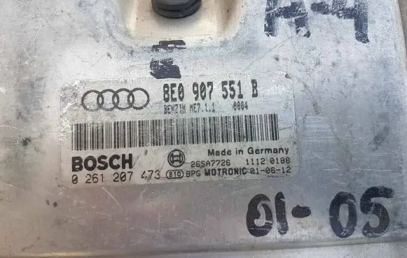 Audi A4 S4 B6 8E 8H Engine control unit/module 8E0907551B 26SA7726 0261207473