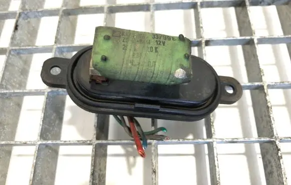 Heater blower motor/fan resistor