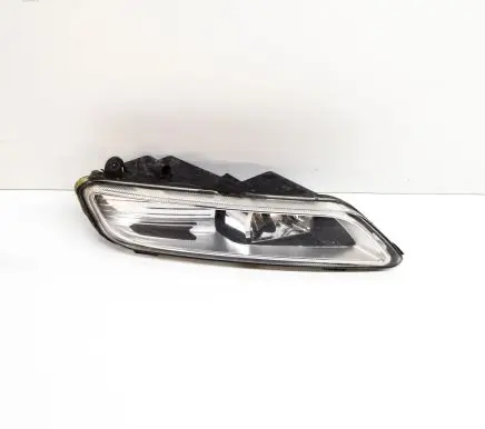 Volkswagen PASSAT B7 Front fog light