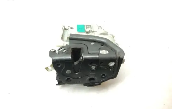 Audi A1 Front door lock 8X1837016C
