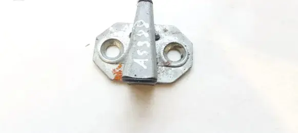 Mercedes-Benz C W202 Front door lock loop/hook striker 