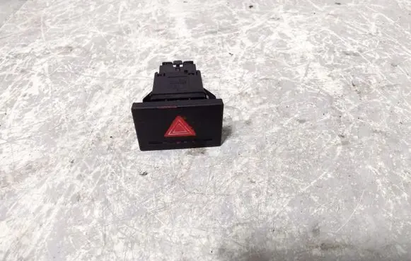 Volkswagen Touareg I Hazard light switch 7L6953235