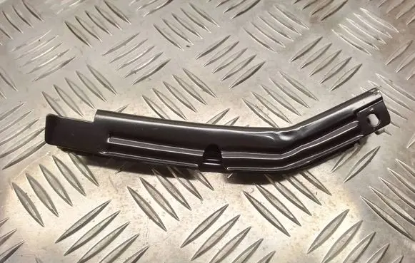 Mercedes-Benz GL X164 Front bumper mounting bracket A1648800614