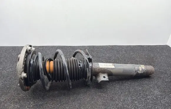 BMW 3 F30 F35 F31 Front shock absorber with coil spring 6873824 14941510