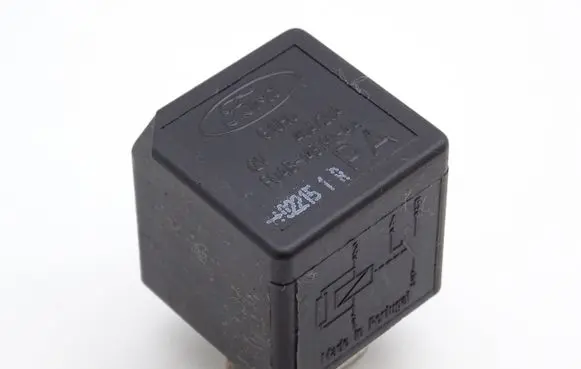 Ford Focus Other relay F0AB14B192AA