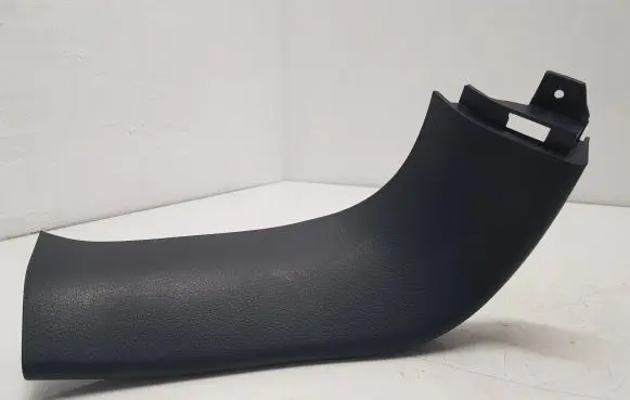 KIA Sportage Tailgate/trunk side cover trim 817303U000