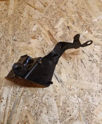 Skoda Octavia Mk4 ABS pump bracket 5Q1614235 3223
