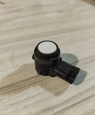 Volkswagen Golf VII Rear parking sensor holder (PDC) 5Q0919275