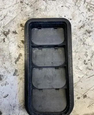 Volkswagen Golf Sportsvan Quarter panel pressure vent 7N0819465D