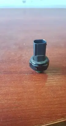 BMW 5 E60 E61 Air conditioning (A/C) pressure sensor 9141958