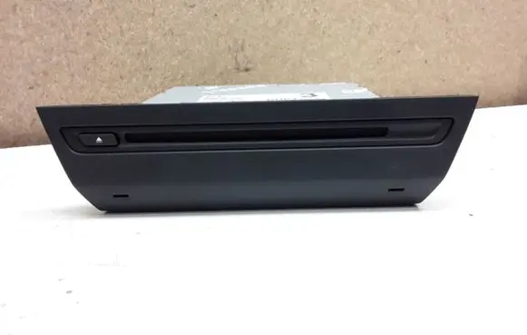 Mazda 3 II Radio/CD/DVD/GPS head unit BHP3669G0 904533420346