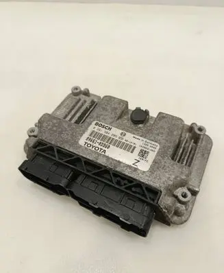 Toyota Yaris Engine control unit/module 896610DB60 1039S31483 0261S04206
