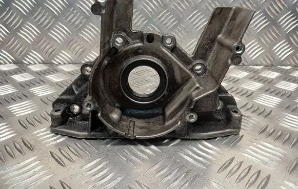 Skoda Octavia Mk2 (1Z) other engine part 038103153Q