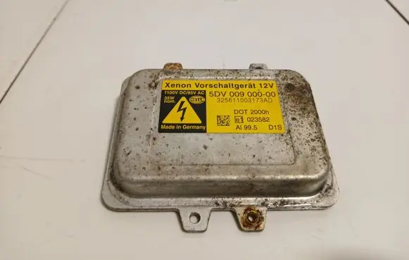 Land Rover Range Rover L322 Headlight ballast module Xenon 5DV00900000