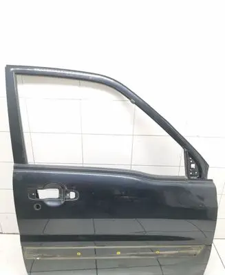 Suzuki Grand Vitara II Front door