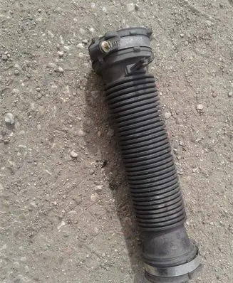 Renault Megane III Air intake duct part