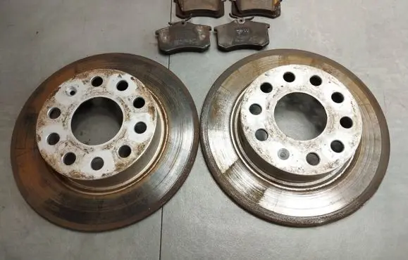 Volkswagen Scirocco Rear brake disc