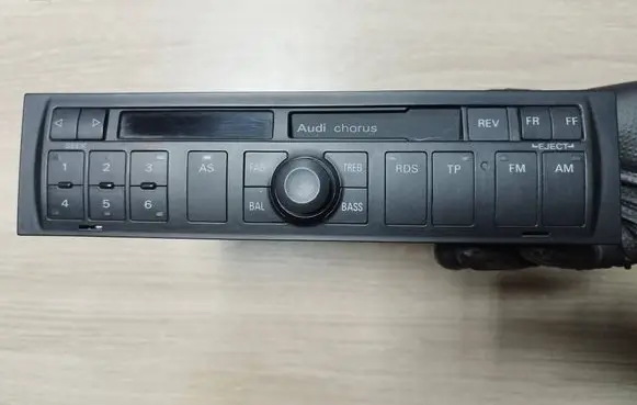 Audi A3 S3 8L Radio/GPS head unit trim 
