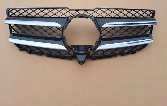 Mercedes-Benz GLK (X204) Front bumper upper radiator grill