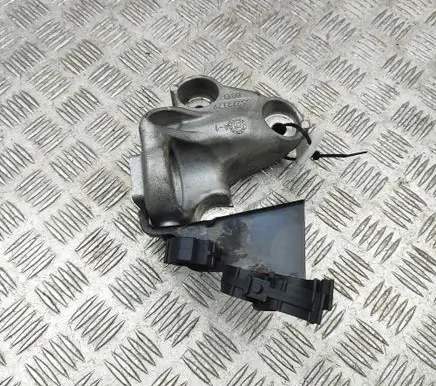 Alfa Romeo Giulia Engine mounting bracket 55272179 000552721780