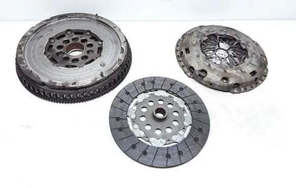 Volvo XC60 Clutch set kit 415071610 324042310 124040310