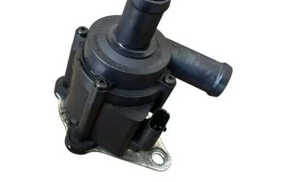 Volvo V40 Electric auxiliary coolant/water pump 31338211 704773000 15T264