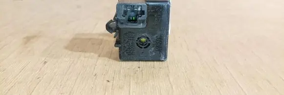Toyota Corolla Verso AR10 Horn buzzer relay 8665013010 0689003570 DENSO