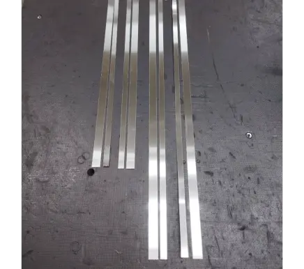 Mercedes-Benz E W124 sill trim set (inner) 1246800735 A1246800735 1246800835