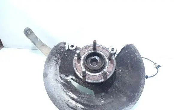 Jaguar XF X250 Front wheel hub spindle knuckle 3R832C204AB