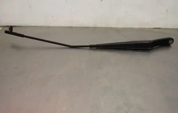 Audi A3 S3 8P Front wiper blade arm 8P1955410A