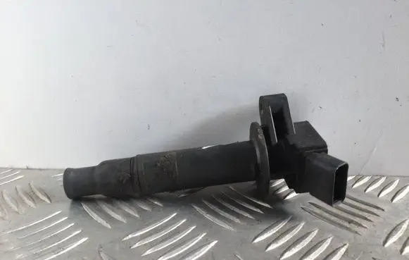 Toyota Corolla E120 E130 High voltage ignition coil 9008019019