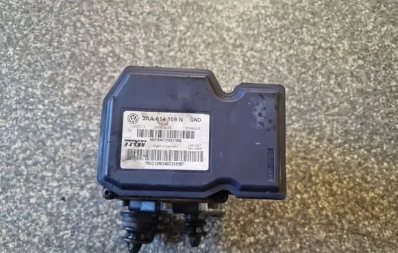 Volkswagen PASSAT CC ABS Pump 3AA614109N