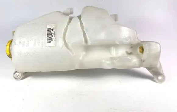 Ram 1500 Windshield washer fluid reservoir/tank 68291572AE