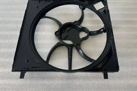 Opel Corsa F Radiator cooling fan shroud TP222712-208