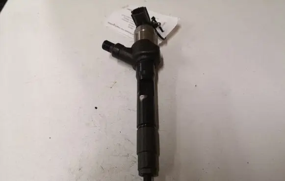Mazda 6 Fuel injector R2AA13H50