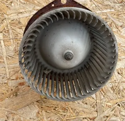 Mazda 626 Heater fan/blower HB111GA5R