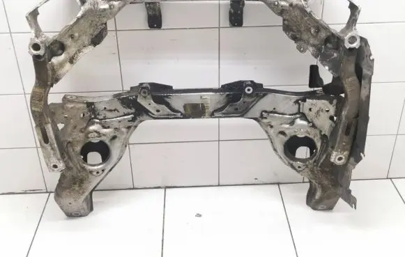BMW 3 E90 E91 Front subframe 467067868 515098623 500297746