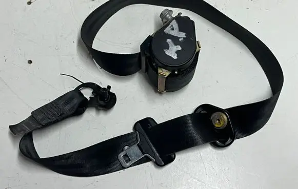 Renault Trafic II (X83) Front seatbelt 52210 6342119 300774A